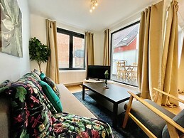 One Lux Stay near Fashion District