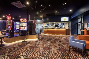 Nightcap at Empire Hotel