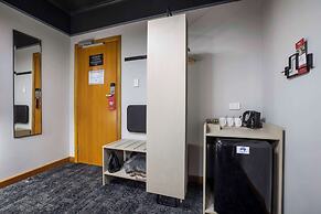 Nightcap at Empire Hotel