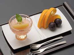 Isoarukinoyuyado Ushiogumo