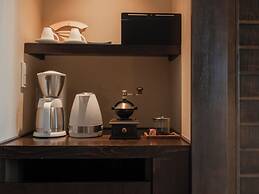 Isoarukinoyuyado Ushiogumo