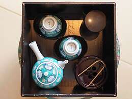 Isoarukinoyuyado Ushiogumo