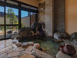 Isoarukinoyuyado Ushiogumo