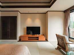 Isoarukinoyuyado Ushiogumo