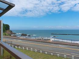 Isoarukinoyuyado Ushiogumo