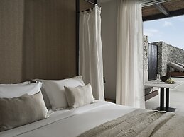 Ezio Bo Luxury Living