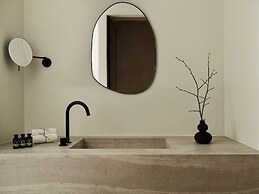 Ezio Bo Luxury Living