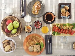 Ezio Bo Luxury Living