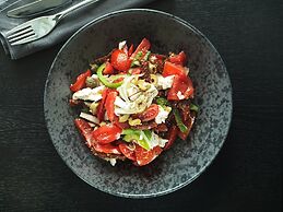 Ezio Bo Luxury Living