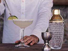 Ezio Bo Luxury Living