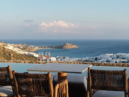 Ezio Bo Luxury Living