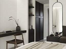 Ezio Bo Luxury Living