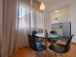 Seaside Rest Apartments