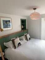 Squirrel Away Apartment Crieff