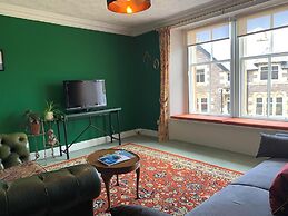 Squirrel Away Apartment Crieff