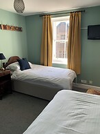 Squirrel Away Apartment Crieff