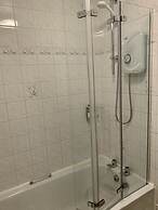 Squirrel Away Apartment Crieff