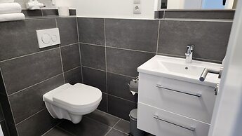 Davin City Apartments