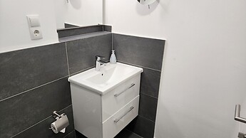 Davin City Apartments