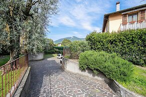 Elena Apart-balcony & Parking Private