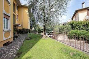 Elena Apart-balcony & Parking Private