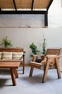 Cozy 2BDR with Parking