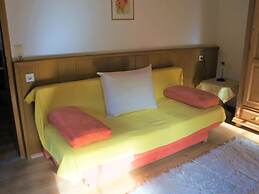 Apartment in Top Location in Fugen With Balcony