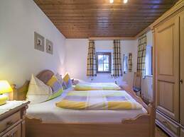 Apartment in Top Location in Fugen With Balcony