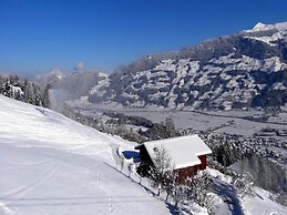 Apartment in Top Location in Fugen With Balcony