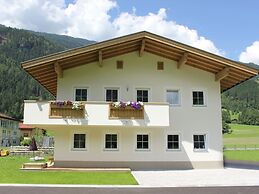 Apartment in Aschau im Zillertal