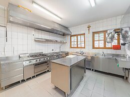 Quaint Alpine hut in the Stubaital With Sauna