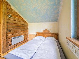 Quaint Alpine hut in the Stubaital With Sauna