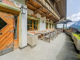 Quaint Alpine hut in the Stubaital With Sauna