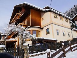 Apartment in Hippach With a Dream View