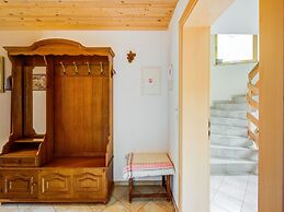 Scenic Apartment in Tirol With Garden