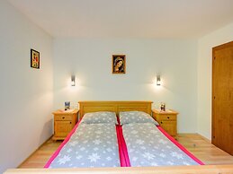 Scenic Apartment in Tirol With Garden