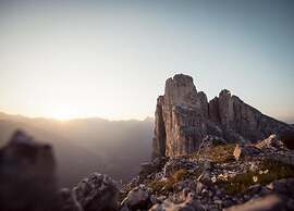 Quiet Apartment With ski Storage