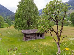 Charming Holiday Home in Maurach am Achensee