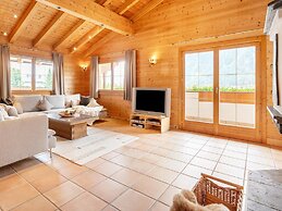 Charming Holiday Home in Maurach am Achensee