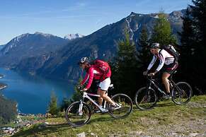 Charming Holiday Home in Maurach am Achensee
