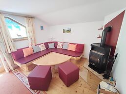 Pretty Holiday Home in Mayerhofen