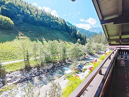 Pretty Holiday Home in Mayerhofen