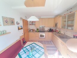 Great Holiday Home in Hippach With sun Terrace