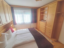 Great Holiday Home in Hippach With sun Terrace