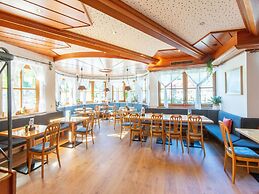 Group Holiday Apartment in Oberau With Pool use