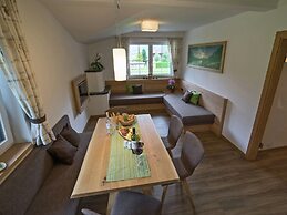 Holiday Flat Near Four ski Lifts in Mayrhofen