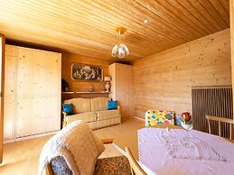 Holzwohnung in St. Johann in Tyrol With Terrace