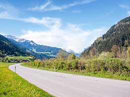 Farmhouse With Views Over the Zillertal