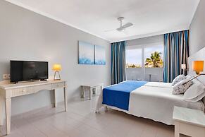 Flipflop Cala Mandía Hotel