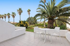 Flipflop Cala Mandía Hotel